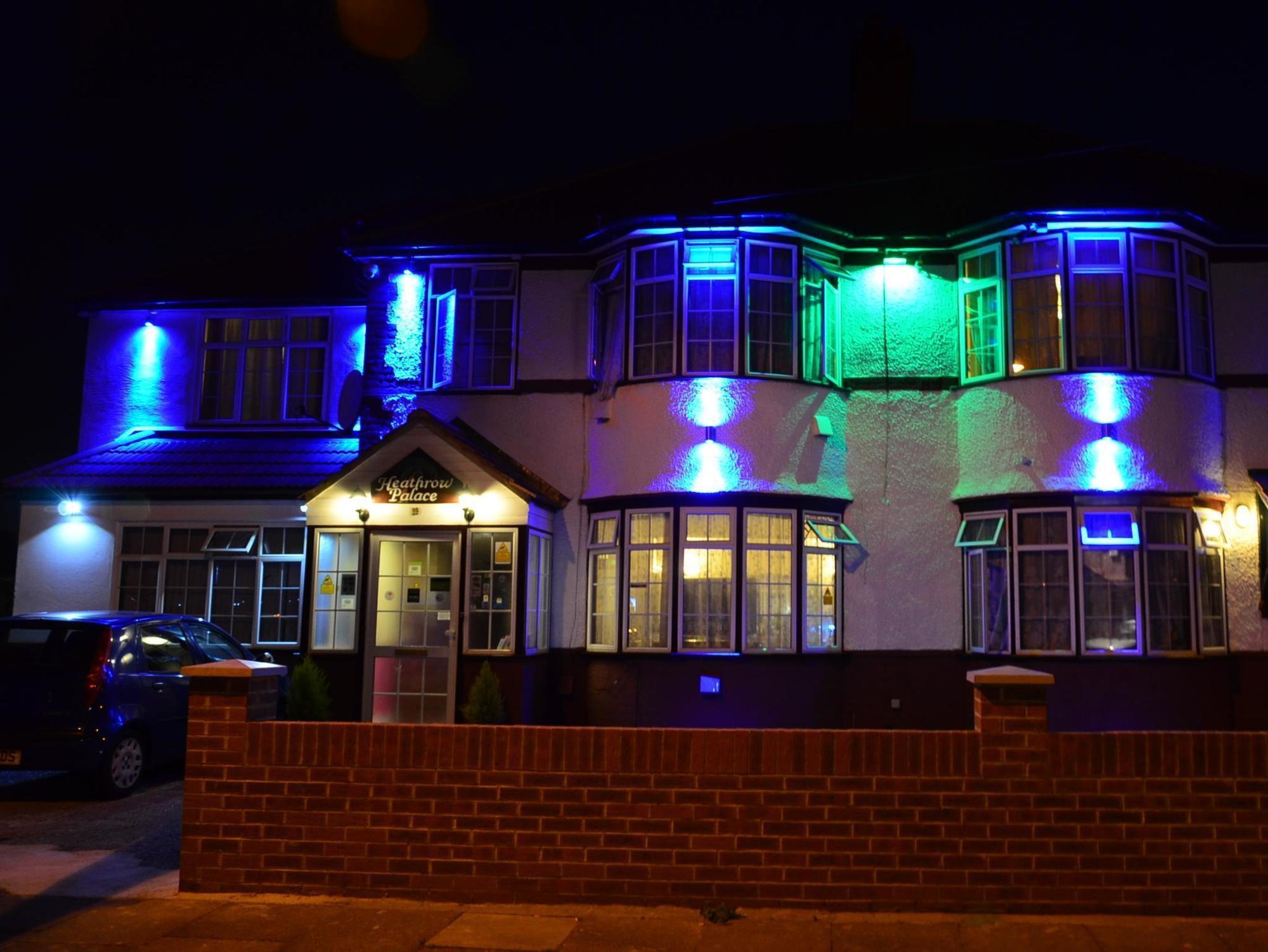 Hôtel Heathrow Palace à Hounslow Extérieur photo